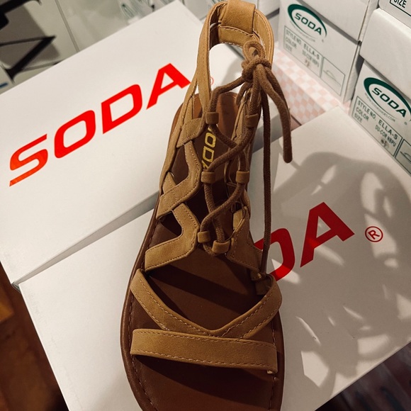 Kids Sandals - Picture 2 of 2